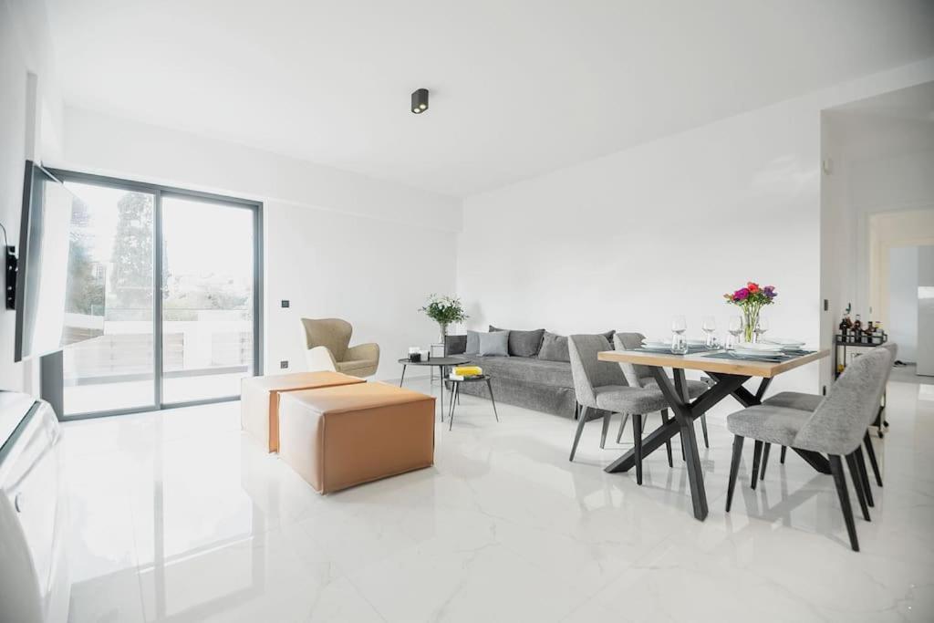 Maison Du Jardin 2-Bedroom Apartment Private Outdoor Jacuzzi Rhodes City Exterior foto