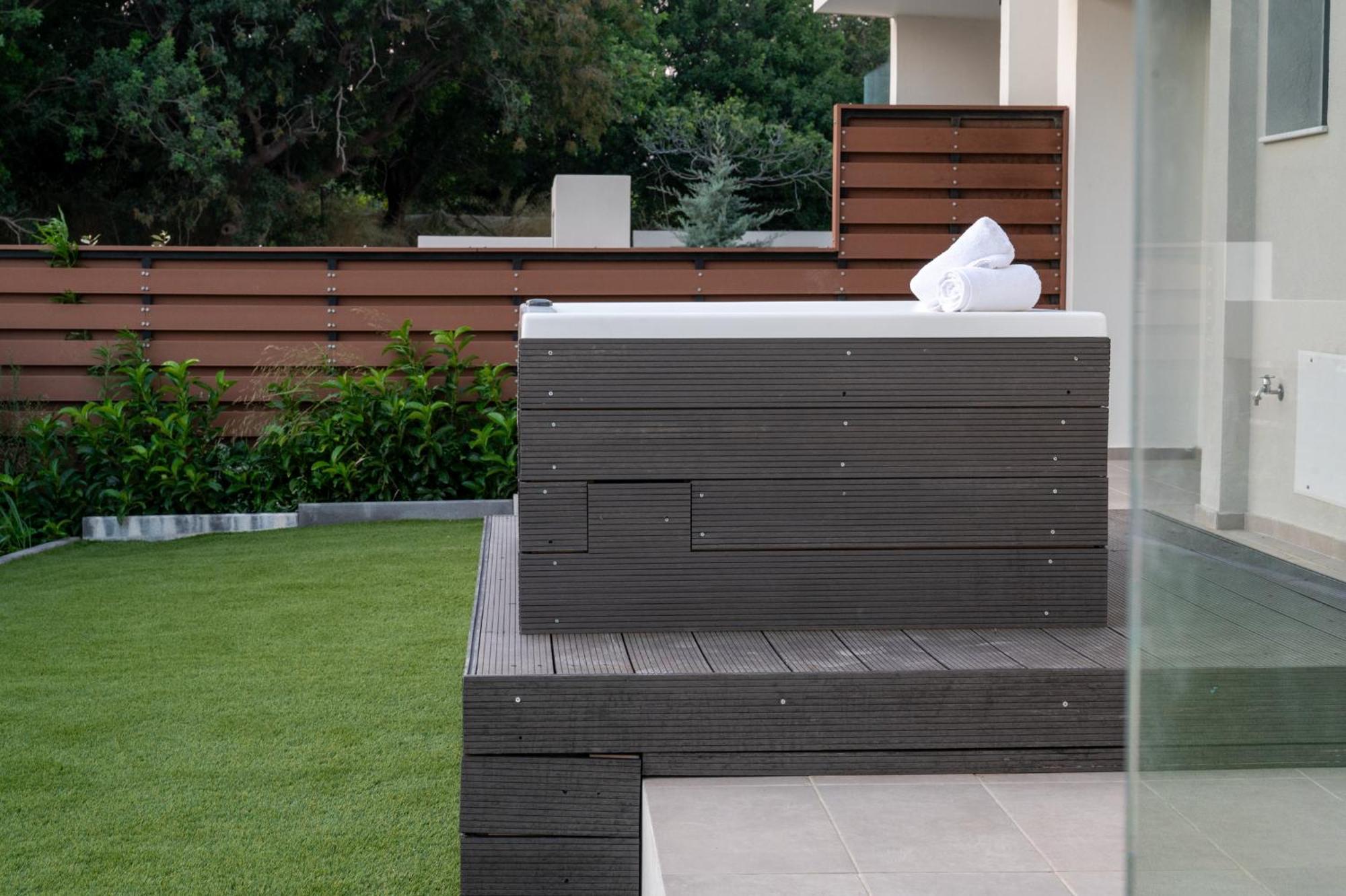 Maison Du Jardin 2-Bedroom Apartment Private Outdoor Jacuzzi Rhodes City Exterior foto